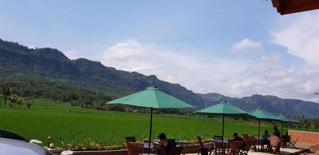Vila Tenjo Gunung Cilowa Exterior foto