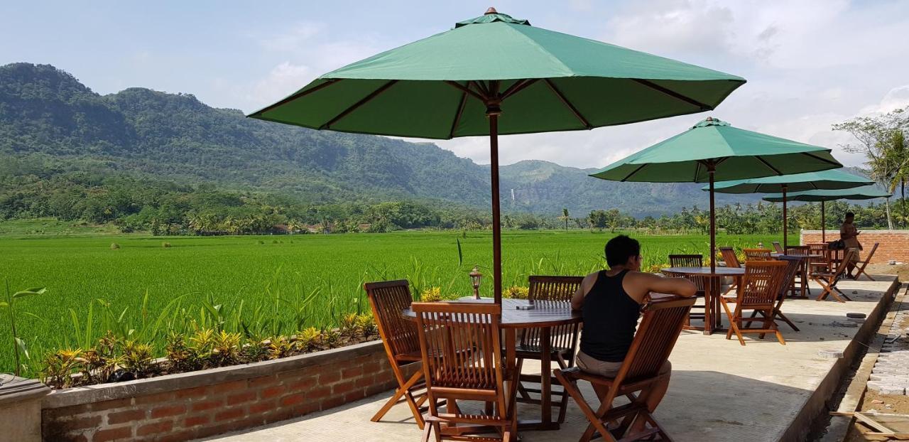 Vila Tenjo Gunung Cilowa Exterior foto